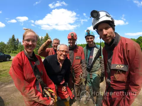 Cooles Team bereit für die Höhle auf der VDHK Tagung 2023